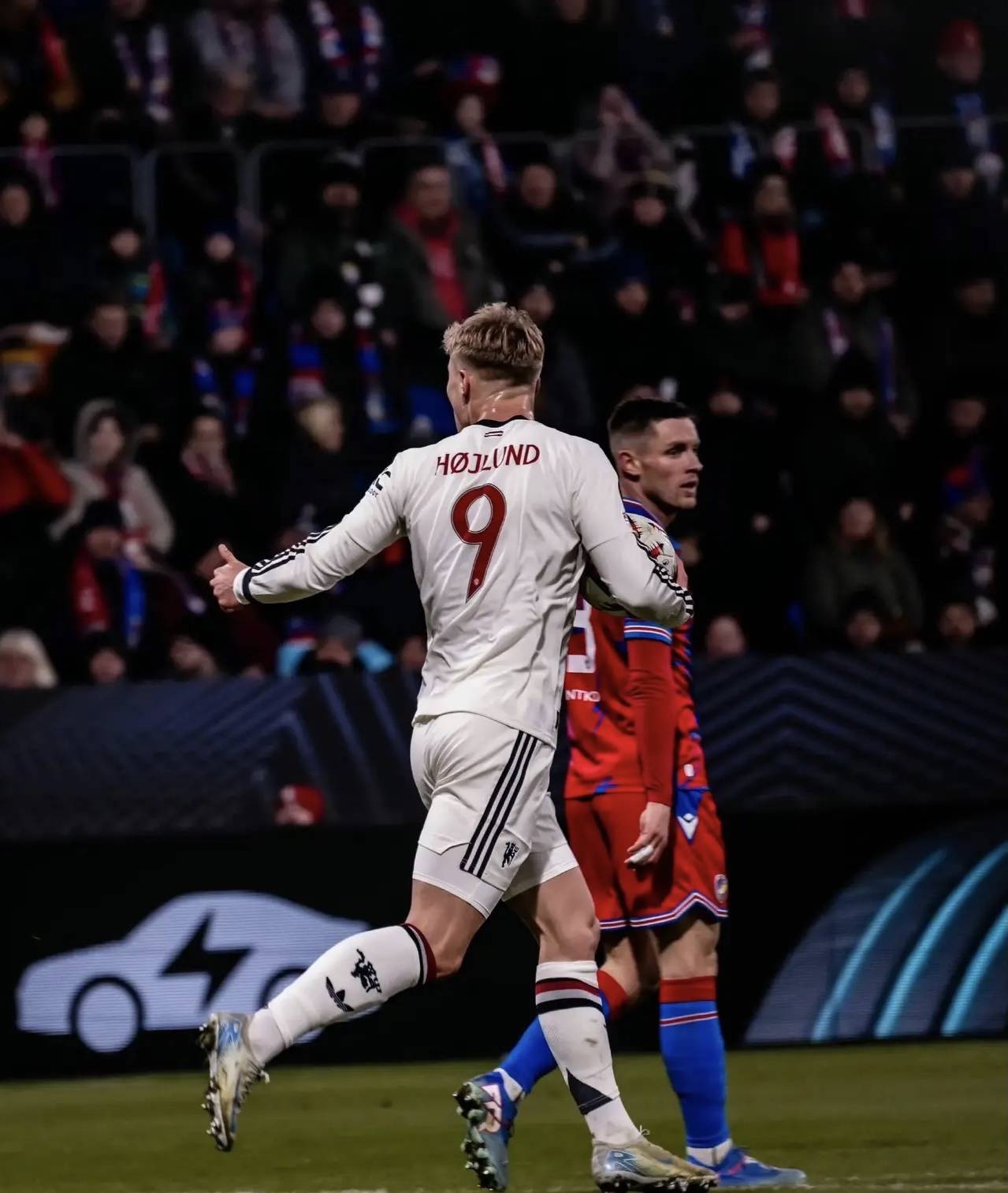 蜂鸟sports-关于转折点！曼联完成体检，英超加时末段攻防权衡，态度坚定，纪律约束更严格的信息-蜂鸟sports