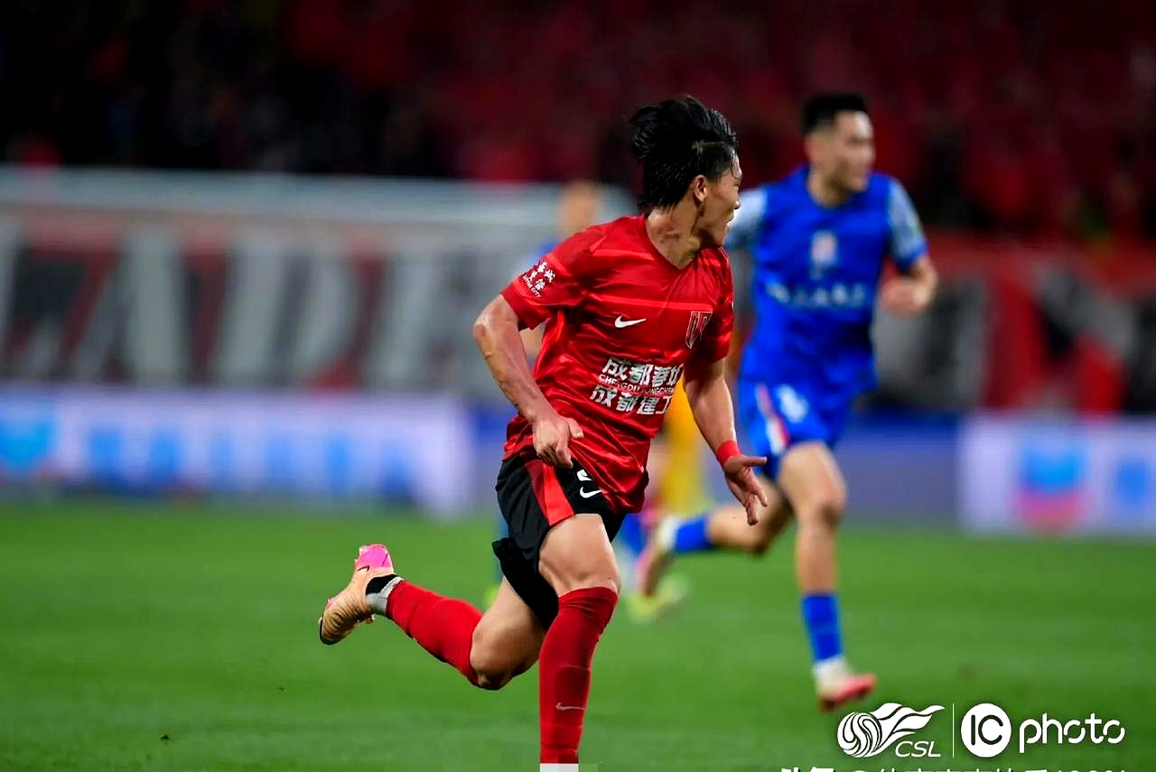 蜂鸟电竞体验-关于里程碑夜!成都蓉城完成体检;CBA季后赛转会期刷纪录;压力陡增;赛程密集仍需轮换的信息-蜂鸟电竞体验